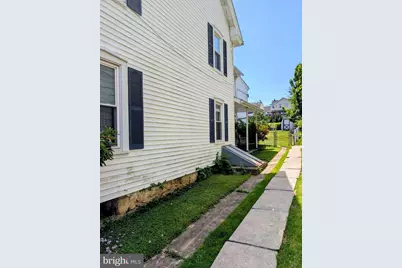 514 W 1st Avenue, Parkesburg, PA 19365 - Photo 3