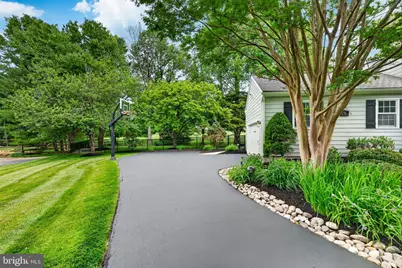 925 Saint Andrews Drive, Malvern, PA 19355 - Photo 5