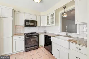 345 Jenville Ct, Coatesville, PA 19320 - Photo 3