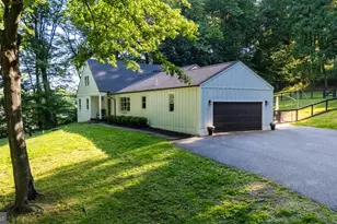2330 Horseshoe Trail, Chester Springs, PA 19425 - Photo 3