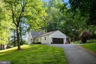 2330 Horseshoe Trail, Chester Springs, PA 19425 - Photo 3