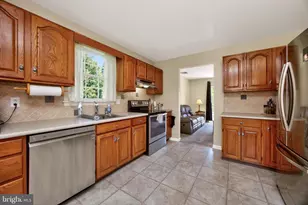 21 Berkley Dr, Downingtown, PA 19335 - Photo 9