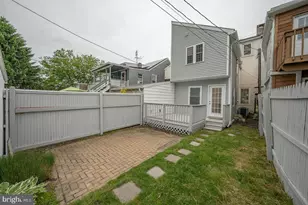 413 N New St, West Chester, PA 19380 - Photo 29