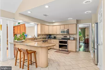 406 Brighton Circle, Devon, PA 19333 - Photo 15