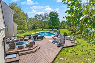 132 Barton Dr, Spring City, PA 19475 - Photo 49