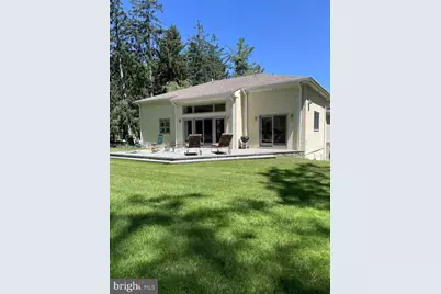 215 Oakwood Lane, Phoenixville, PA 19460 - Photo 23