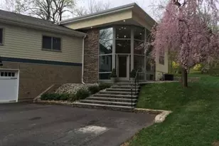 215 Oakwood Ln, Phoenixville, PA 19460 - Photo 1