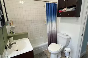 422 Gold Street St, Phoenixville, PA 19460 - Photo 17