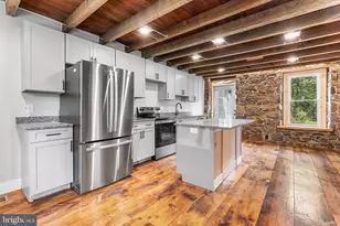 69 Cromby Rd, Phoenixville, PA 19460 - Photo 3