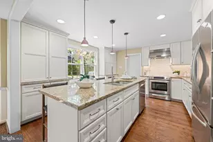179 Ladderback Ln, Devon, PA 19333 - Photo 7