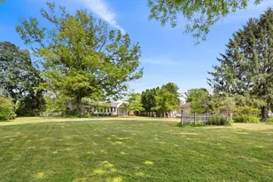 52 Prizer Rd, Phoenixville, PA 19460 - Photo 3