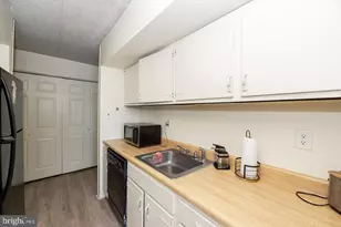 1709 Valley Dr, West Chester, PA 19382 - Photo 9