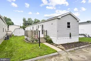 10 Vintage Ln, Honey Brook, PA 19344 - Photo 3
