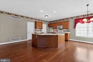 307 Sawgrass Ct, Honey Brook, PA 19344 - Photo 7