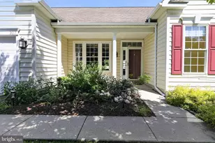 307 Sawgrass Ct, Honey Brook, PA 19344 - Photo 1
