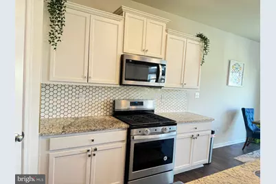 223 Seven Springs Lane, Downingtown, PA 19335 - Photo 7
