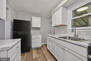 204 Grant St, Parkesburg, PA 19365 - Photo 13