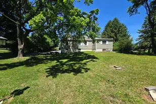 2680 Charlestown Rd, Phoenixville, PA 19460 - Photo 7