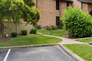127 Woodgate Ln, Paoli, PA 19301 - Photo 23
