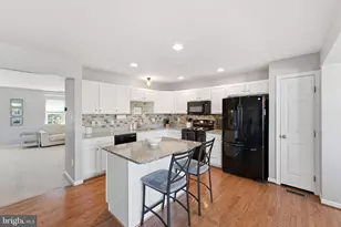 164 S Savanna Dr, Pottstown, PA 19465 - Photo 15