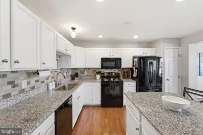164 S Savanna Drive, Pottstown, PA 19465 - Photo 13