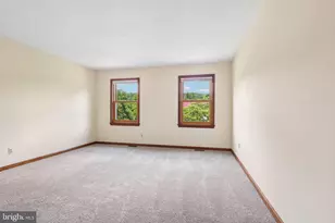 8 Long Dr, Downingtown, PA 19335 - Photo 33