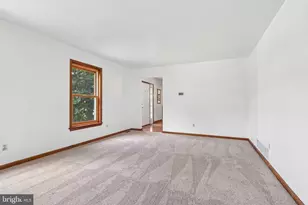 8 Long Dr, Downingtown, PA 19335 - Photo 11