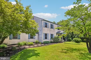 8 Long Dr, Downingtown, PA 19335 - Photo 3