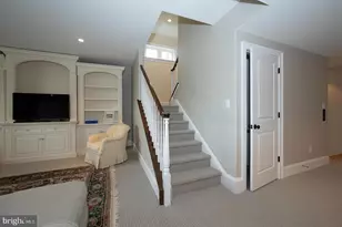 153 Chapel Hill Cir, Paoli, PA 19301 - Photo 35
