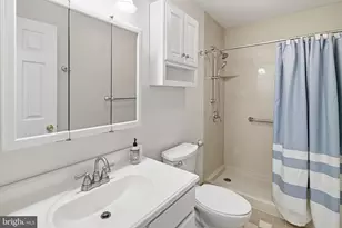 400 Westridge Dr, Phoenixville, PA 19460 - Photo 19