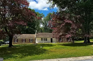 4 Smedley Dr, Newtown Square, PA 19073 - Photo 1