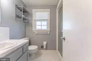 84 N Spring Ln, Phoenixville, PA 19460 - Photo 31