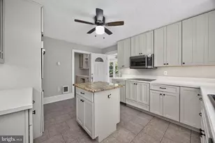 11 Morris Ln, Coatesville, PA 19320 - Photo 19