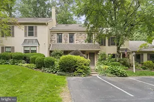 802 Weatherstone Dr, Paoli, PA 19301 - Photo 3