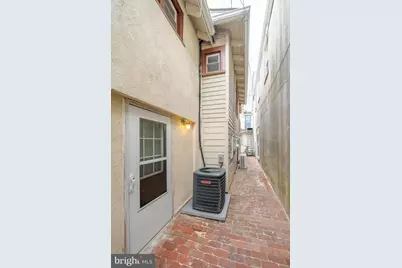 123 E Gay Street #1 CARRIAGE HOUSE, West Chester, PA 19380 - Photo 5