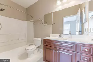 136 Bridge St, Phoenixville, PA 19460 - Photo 23
