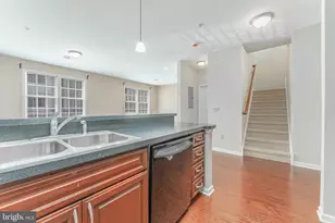 136 Bridge St, Phoenixville, PA 19460 - Photo 7