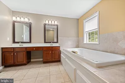 592 W Creek Road, West Chester, PA 19382 - Photo 29
