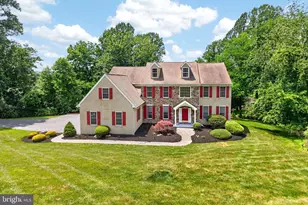 904 Victoria Ct, Downingtown, PA 19335 - Photo 1