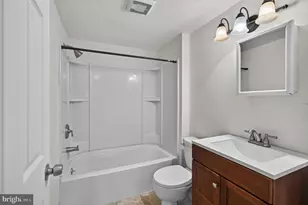 223 N New St, West Chester, PA 19380 - Photo 23
