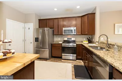 203 Sills Lane, Downingtown, PA 19335 - Photo 15