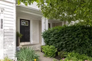 203 Sills Ln, Downingtown, PA 19335 - Photo 3