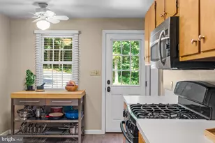 913 Heather Ln, Phoenixville, PA 19460 - Photo 17