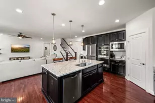 1048 Preserve Ln, West Chester, PA 19382 - Photo 9