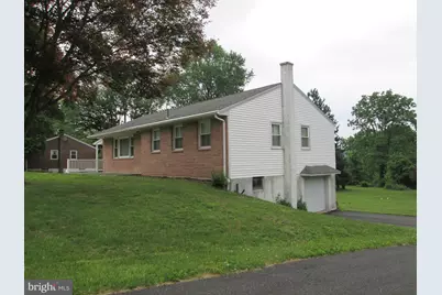1520 Franklin Drive, Pottstown, PA 19465 - Photo 3