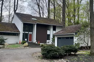 208 Pheasant Run Dr, Paoli, PA 19301 - Photo 1