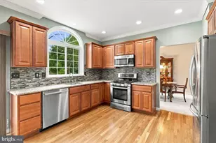 417 Greene Ln, Phoenixville, PA 19460 - Photo 11