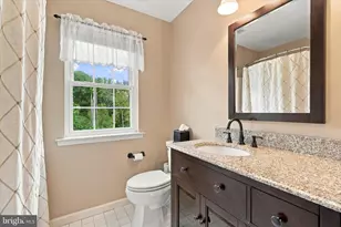 417 Greene Ln, Phoenixville, PA 19460 - Photo 25