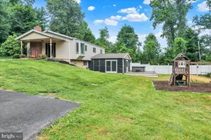 851 Cadmus Rd, Pottstown, PA 19465 - Photo 31