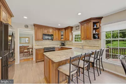 412 Deep Willow Drive, Exton, PA 19341 - Photo 9